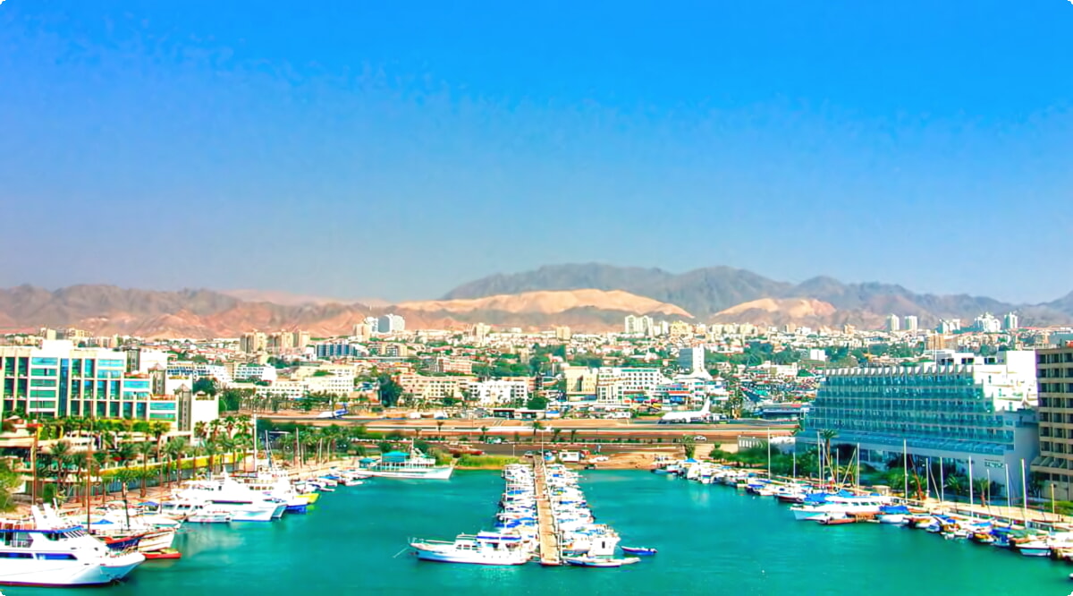 I nostri servizi di noleggio auto offrono una vasta selezione di veicoli a Eilat.